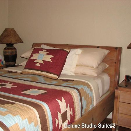 Cottonwood Hotel ภายนอก รูปภาพ