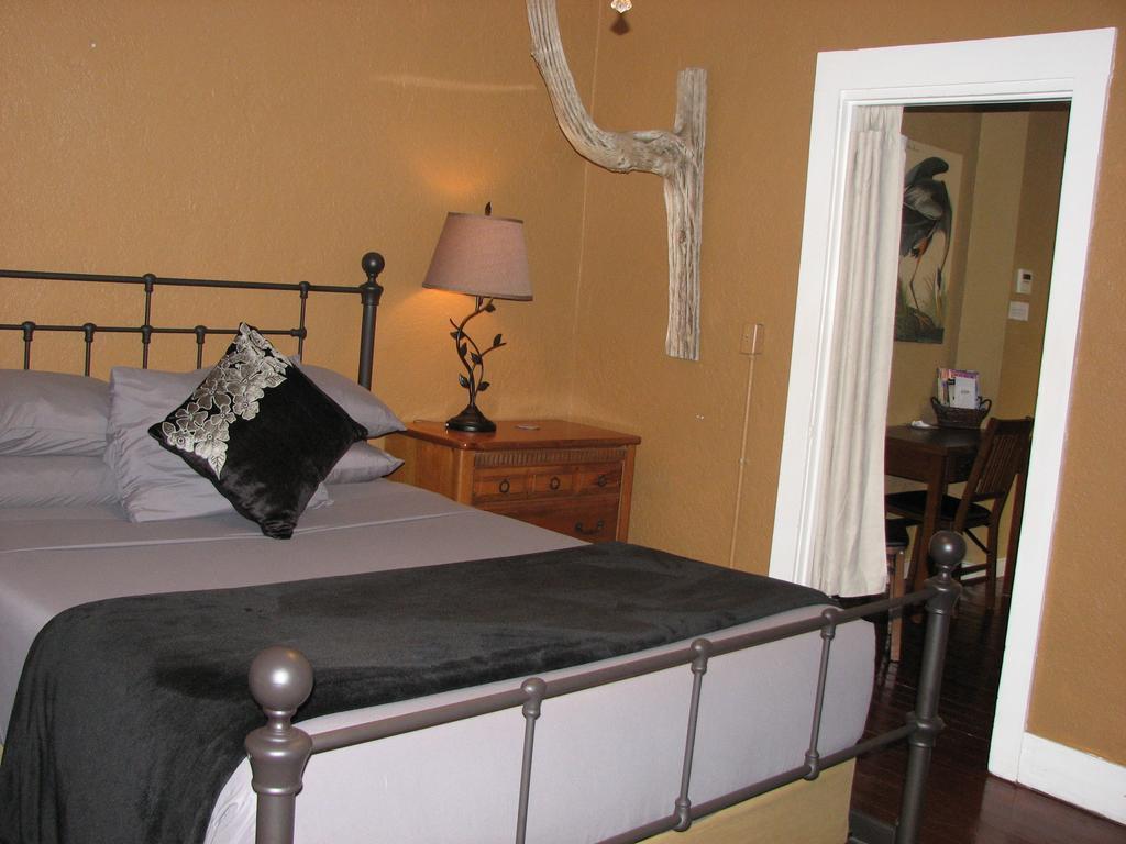 Cottonwood Hotel ภายนอก รูปภาพ