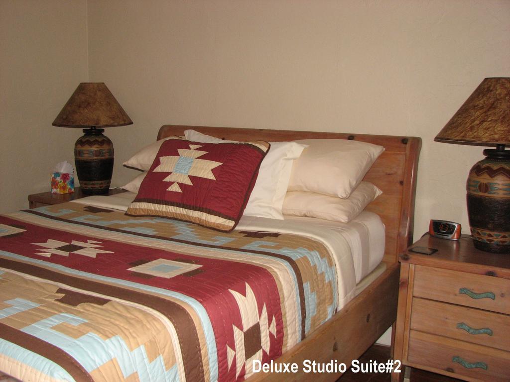 Cottonwood Hotel ภายนอก รูปภาพ