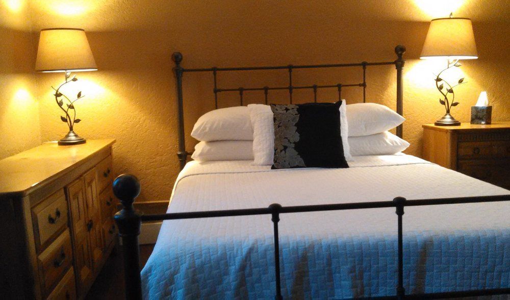 Cottonwood Hotel ภายนอก รูปภาพ